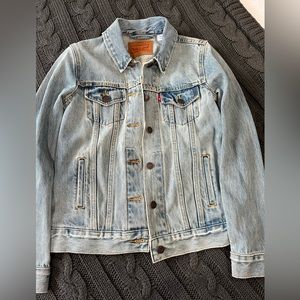 Levi’s jean jacket